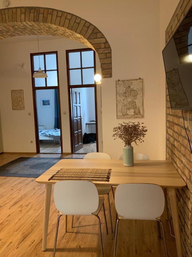 French Touch Apartment With Free Parking Budapest Exterior foto