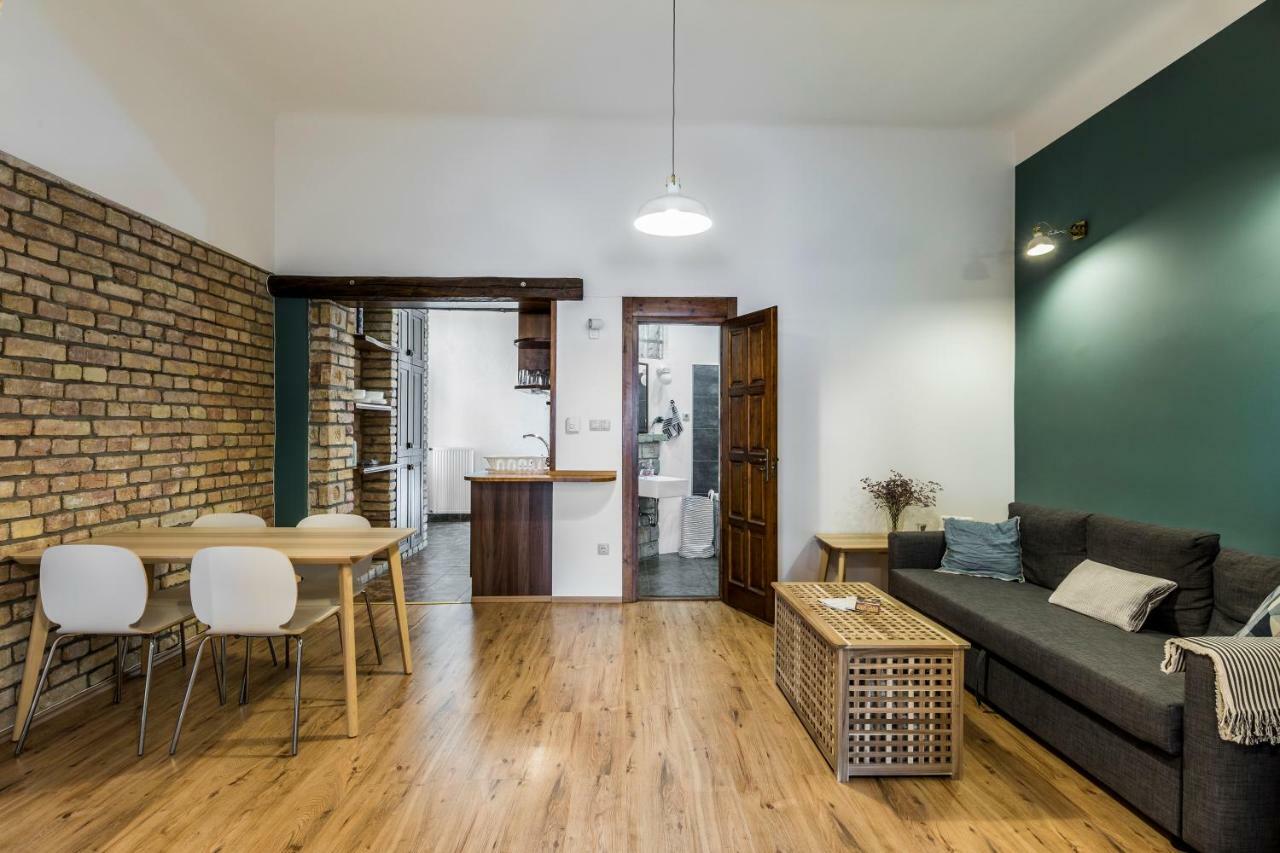 French Touch Apartment With Free Parking Budapest Exterior foto