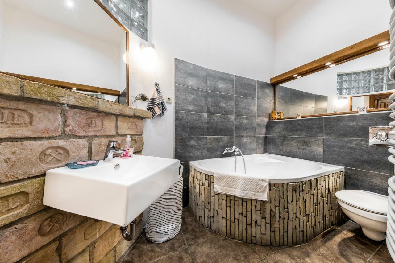 French Touch Apartment With Free Parking Budapest Exterior foto